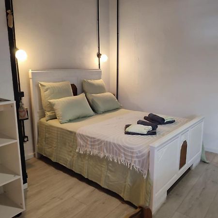 Les Oliviers Apartment Caumont-sur-Durance Ngoại thất bức ảnh